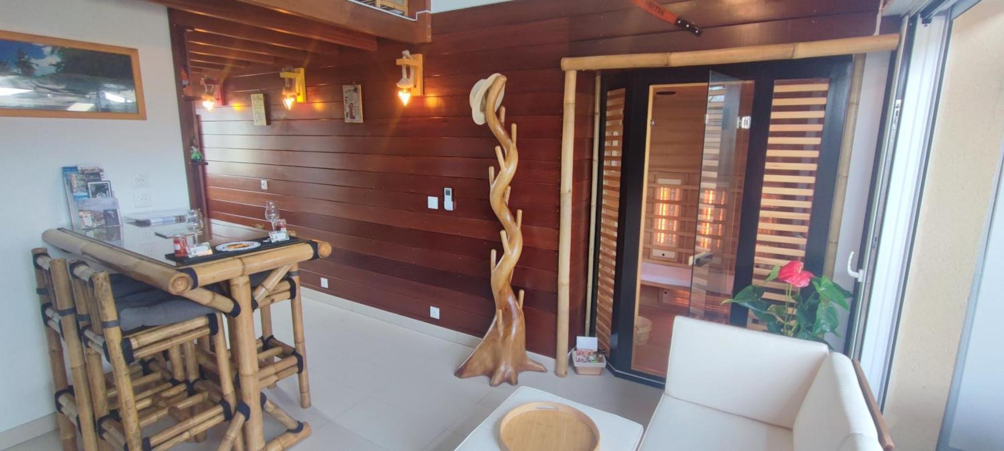 La Kaz Rhumantique Sauna And Spa Privatif La Rivière-Saint-Sauveur Exterior foto